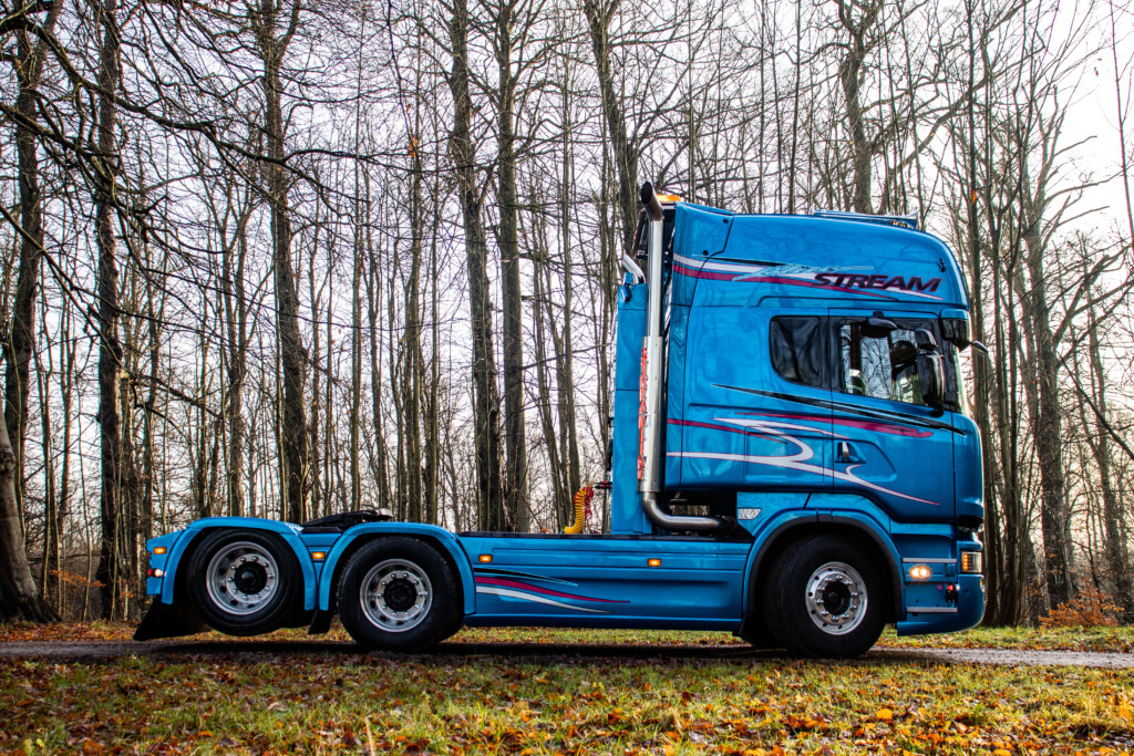 VK.34354 Scania R580 LA6x2HNB Blue STREAM