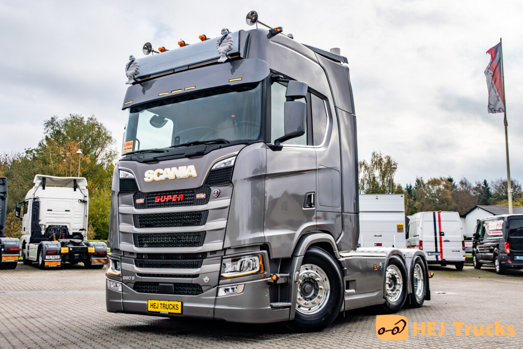 VK.11920 Scania S660 A6x2/4NB 