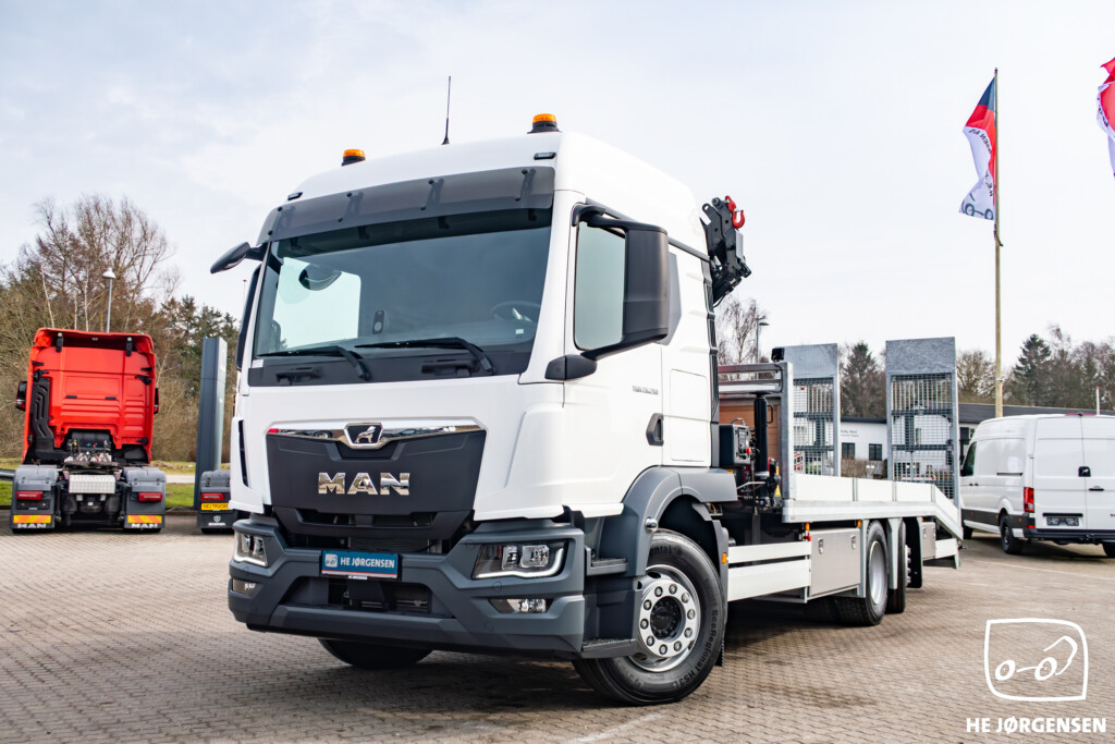 VK.11951 MAN TGM 26.290 6x2-4 BL CH Fejeblad m. Hydrauliske Ramper/Kran (HMF 1320-K4)