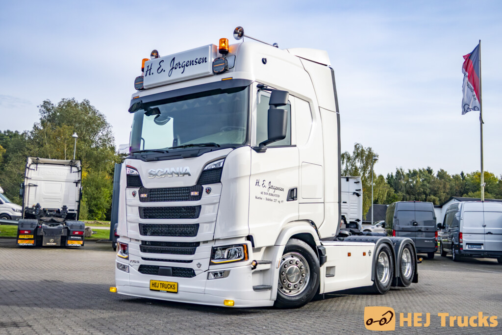 VK.11933 Scania S770 A6x2NB 
